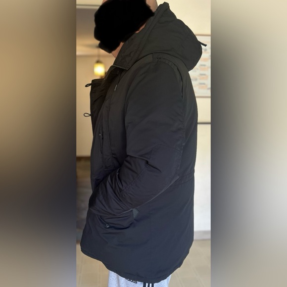 Men’s Burberry Brit Hooded Parka - Picture 4 of 10